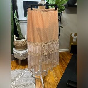 Boutique lace hi/low skirt